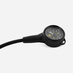 Poseidon Painemittari Cirrus Black
